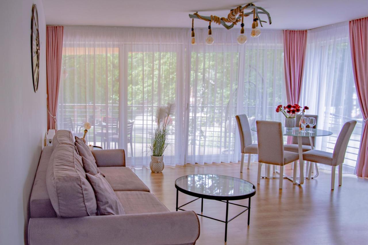 Apartamenty Kornel Pobierowo Exteriör bild