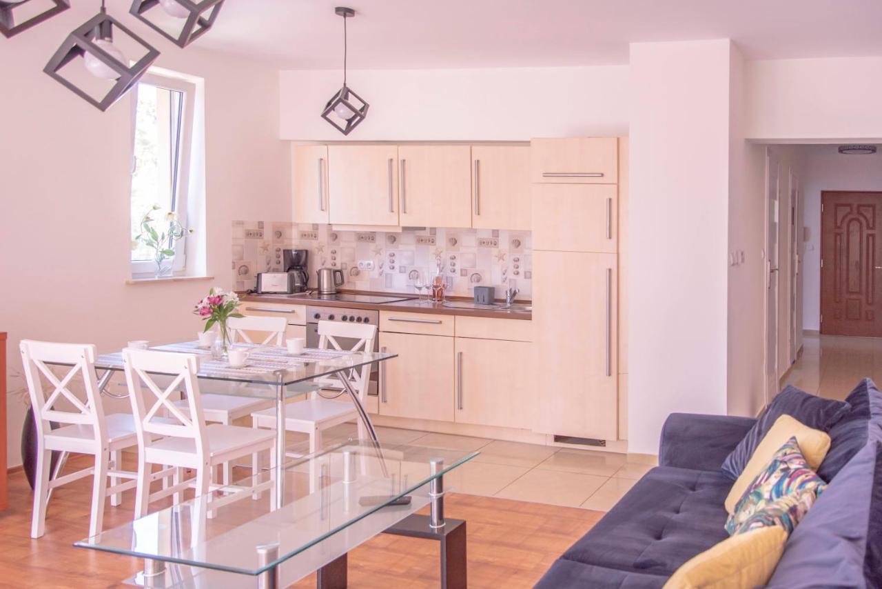Apartamenty Kornel Pobierowo Exteriör bild